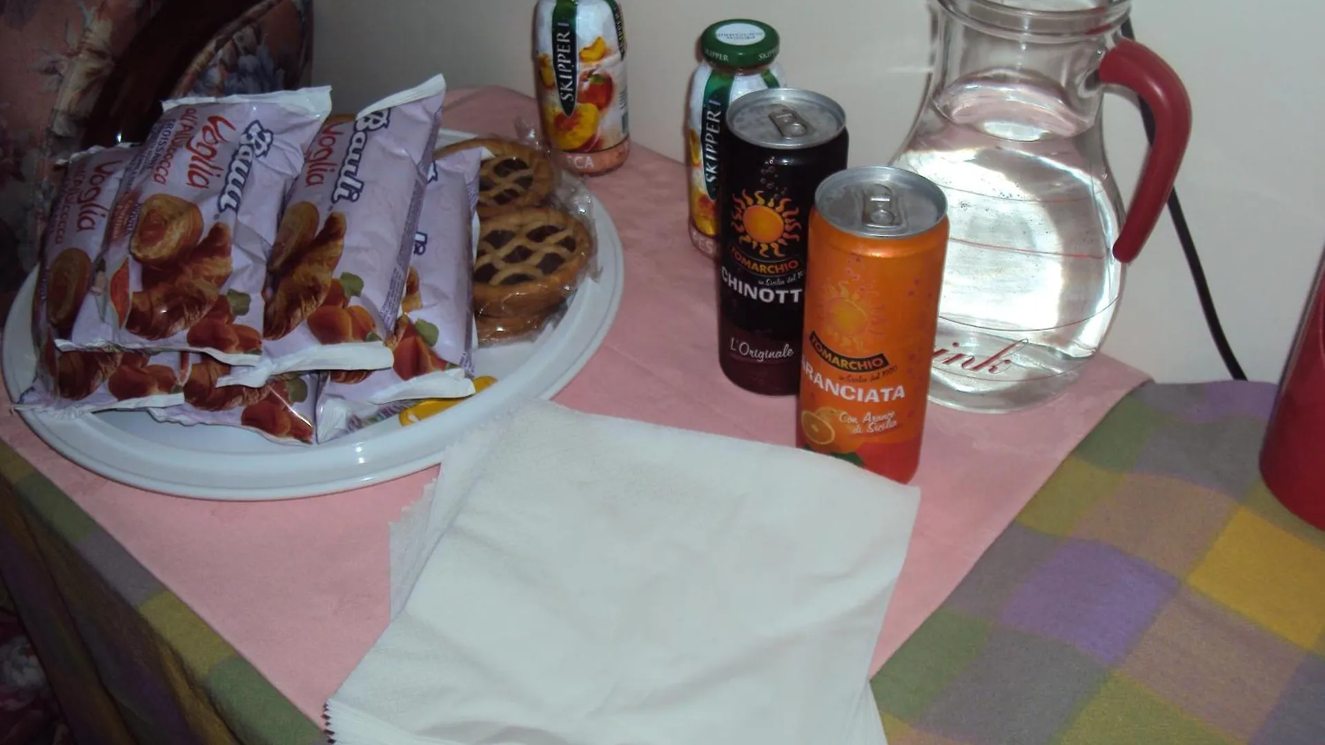 Couette-café Hotel Mirage Messine